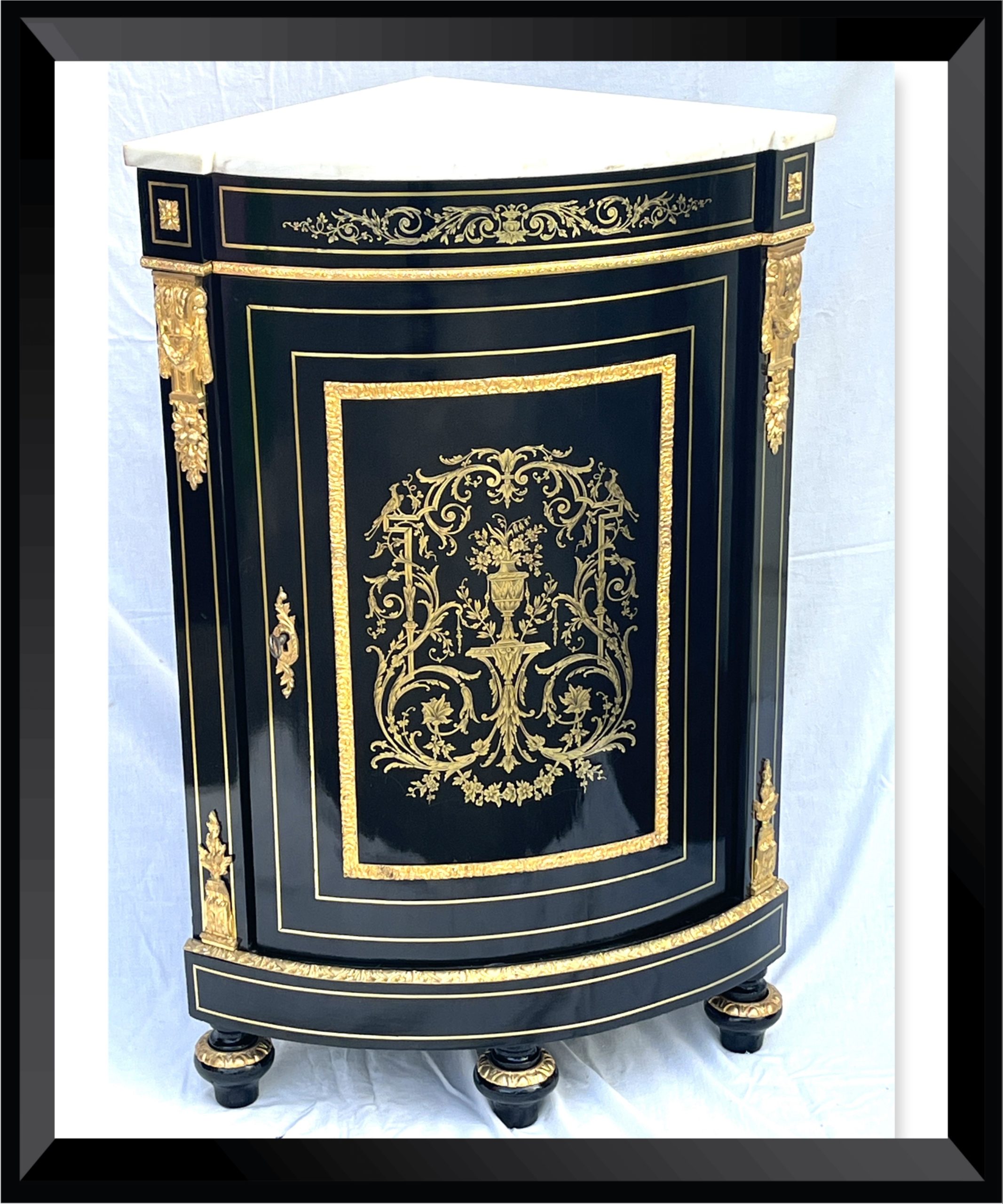 Encoignure style Louis XVI marqueterie Boulle Napoléon III