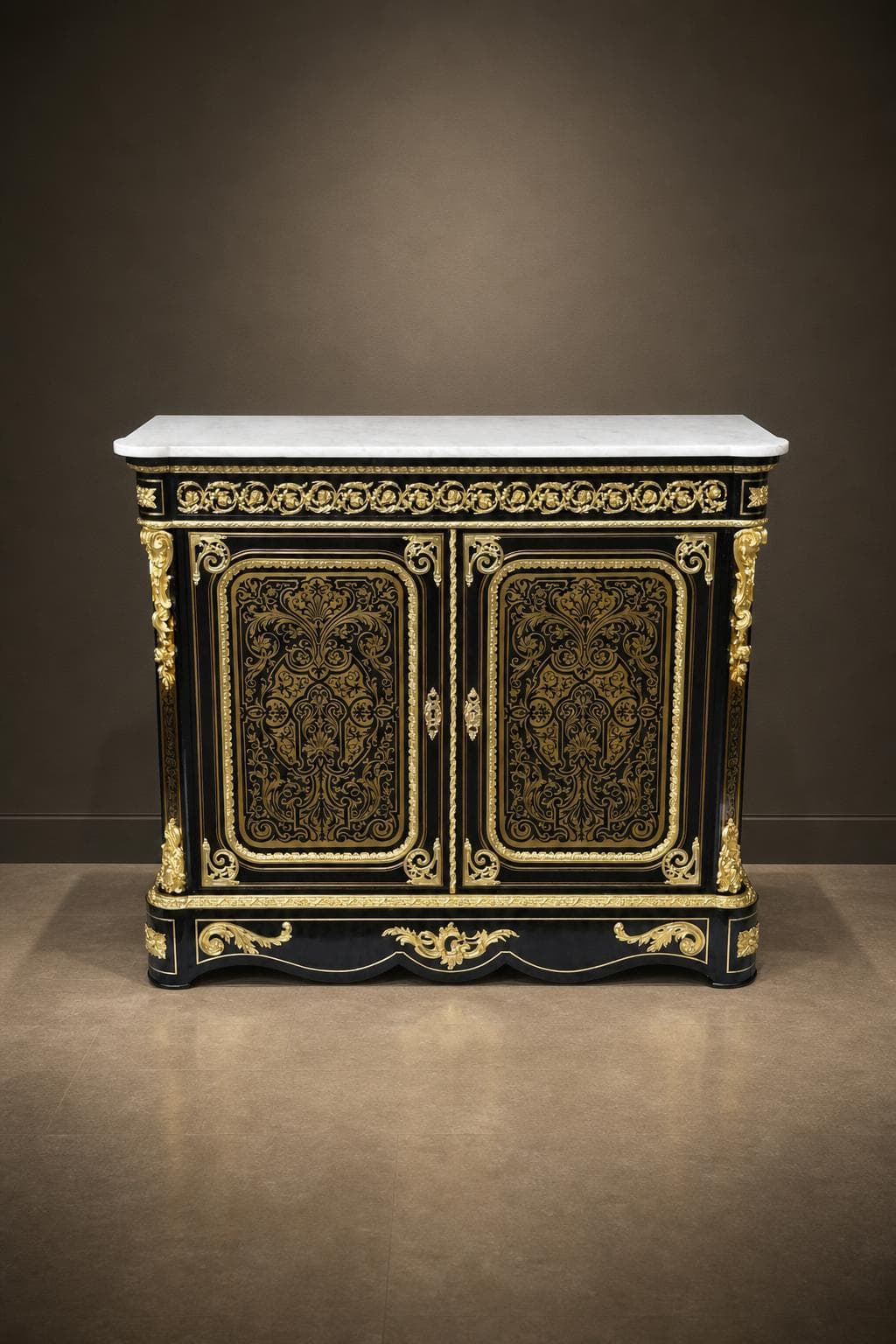 Grand meuble d’appui 2 portes marqueterie Boulle Napoleon III
