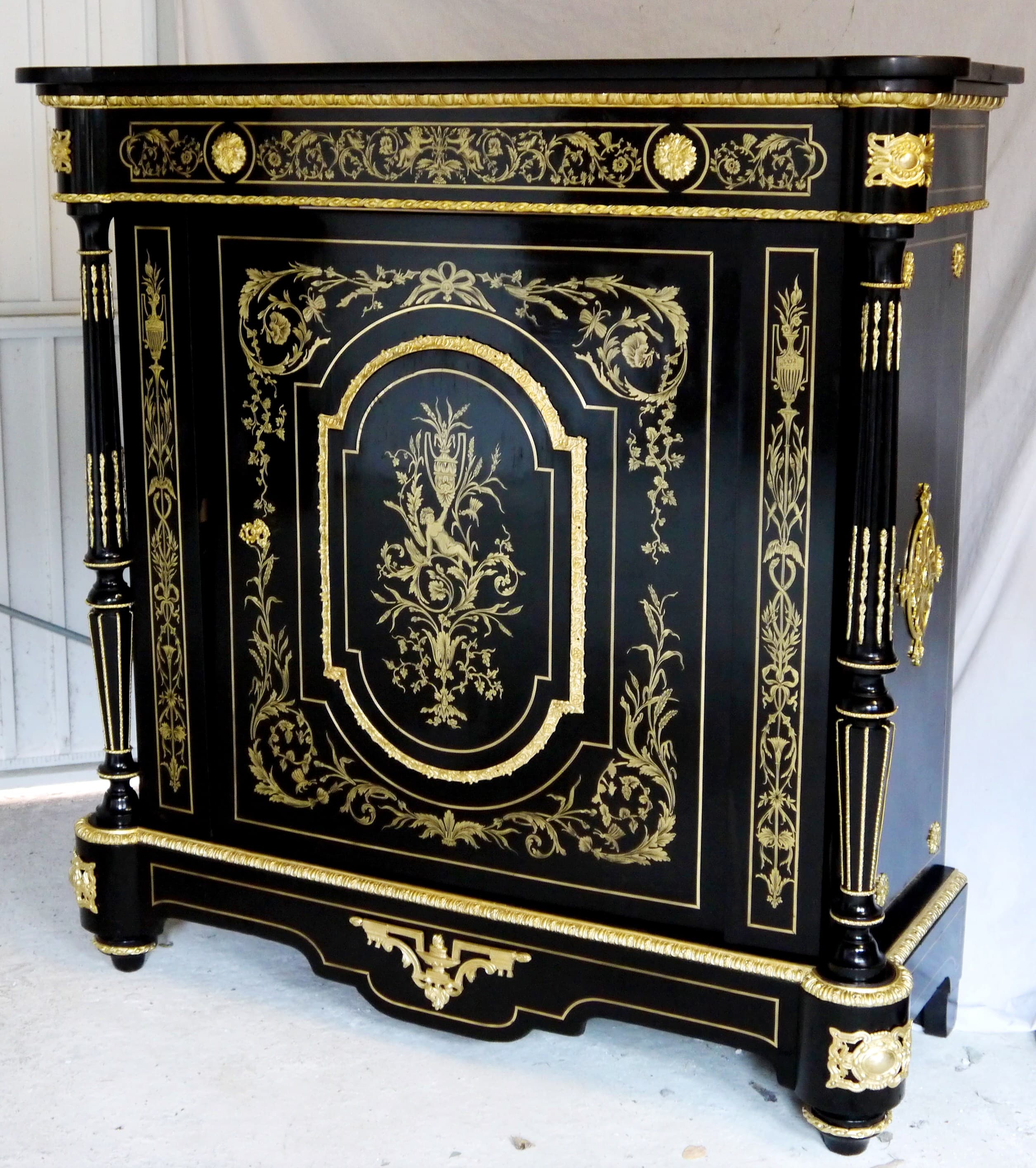 Les meubles d’appui Boulle à dormants