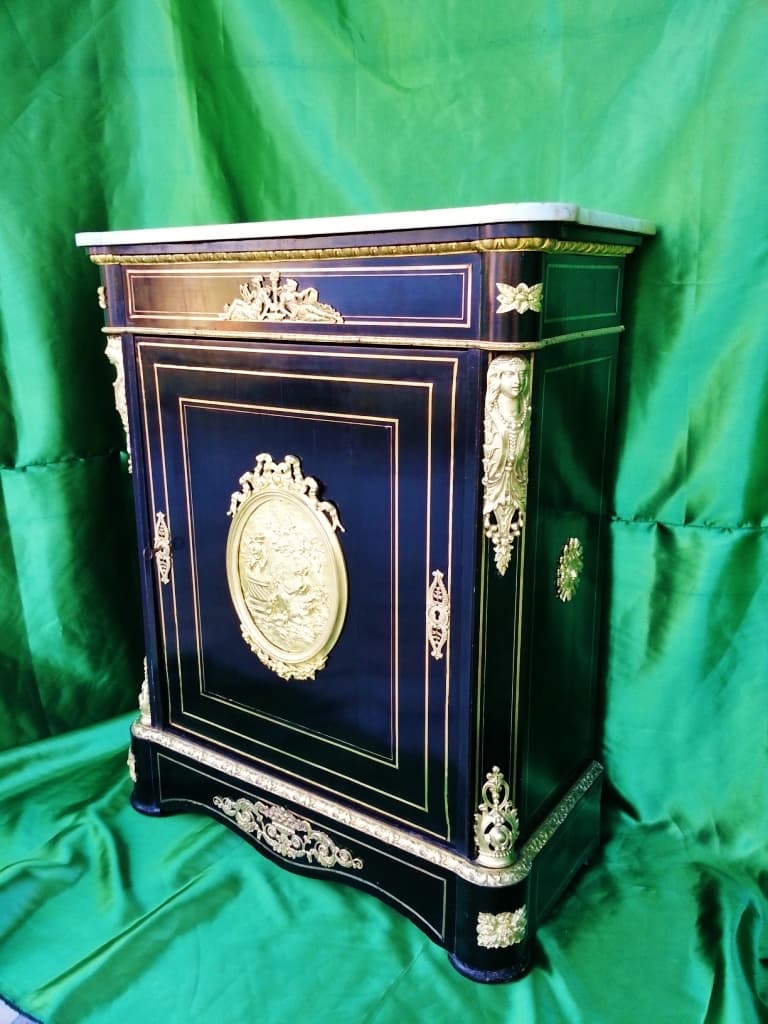 les meubles d’appui 1 porte en marqueterie Boulle