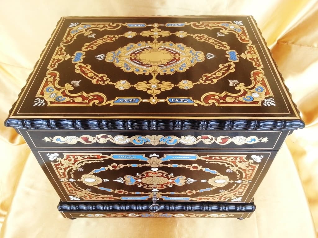 les meubles et objets de prestige