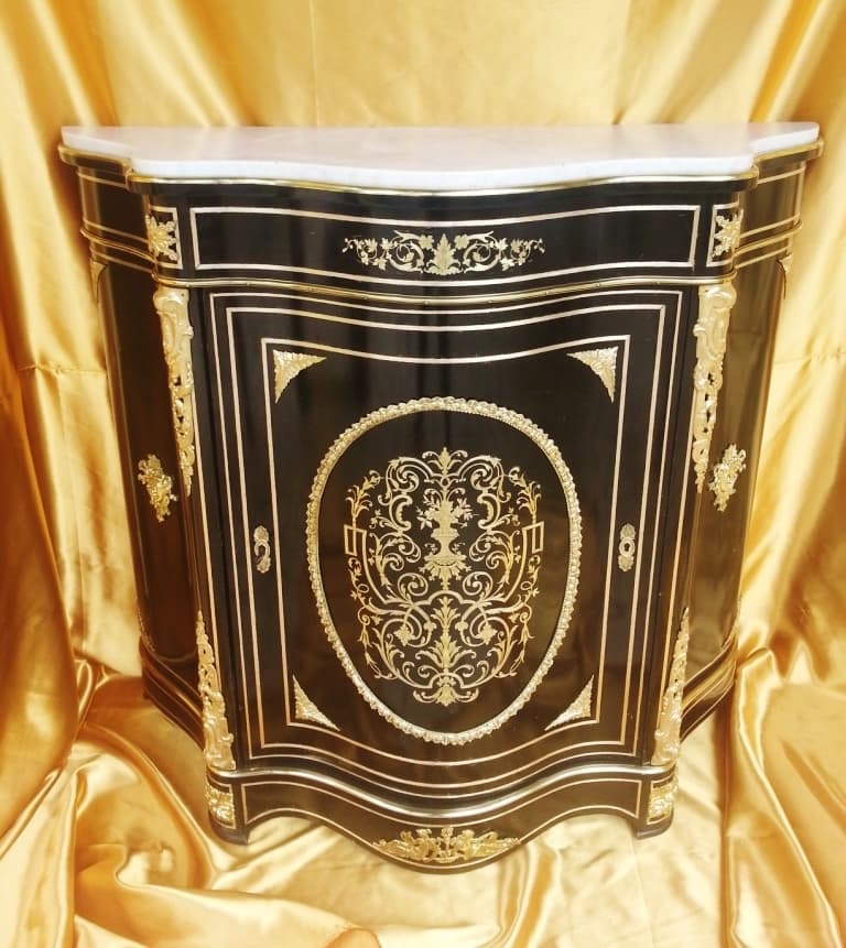 les meubles d’appui 1 porte en marqueterie Boulle