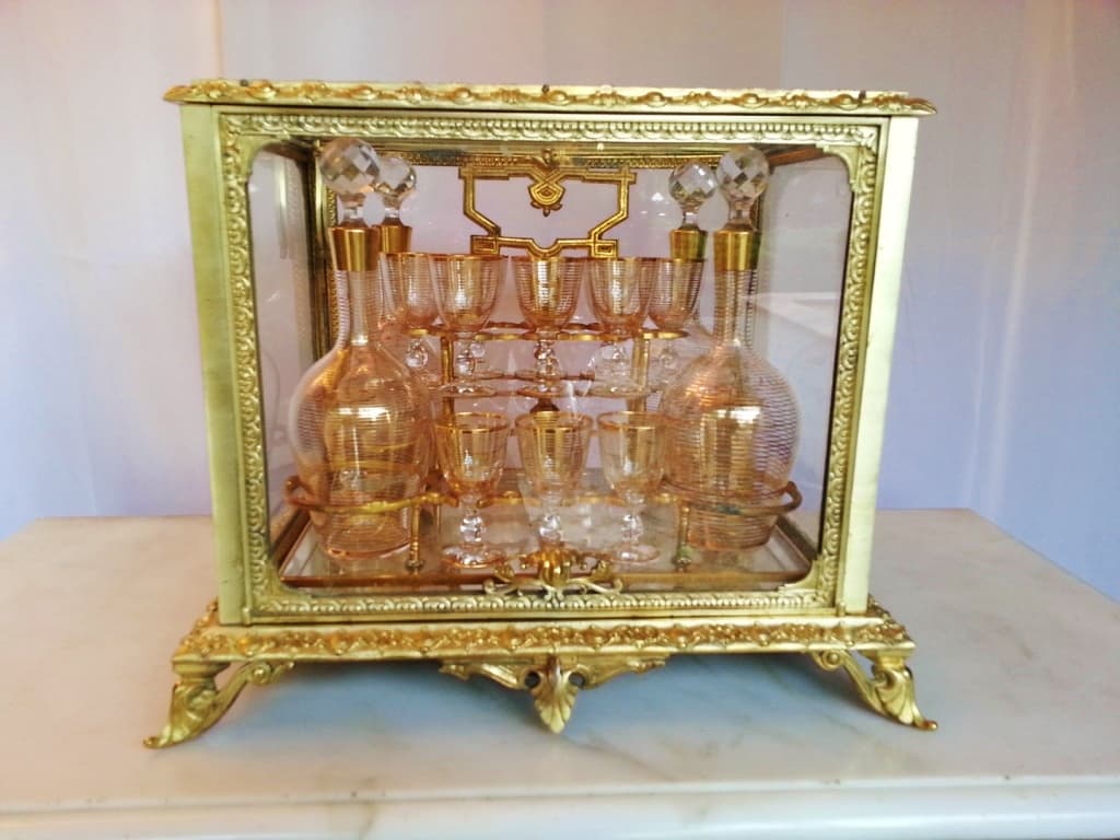 Les caves à liqueur Boulle