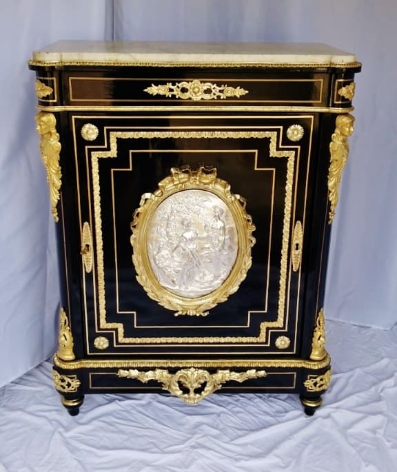 les meubles et objets de prestige