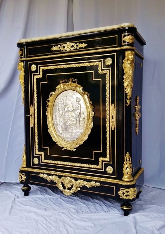 les meubles d’appui 1 porte en marqueterie Boulle