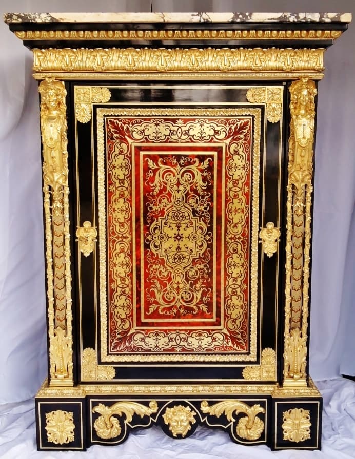 les meubles et objets de prestige