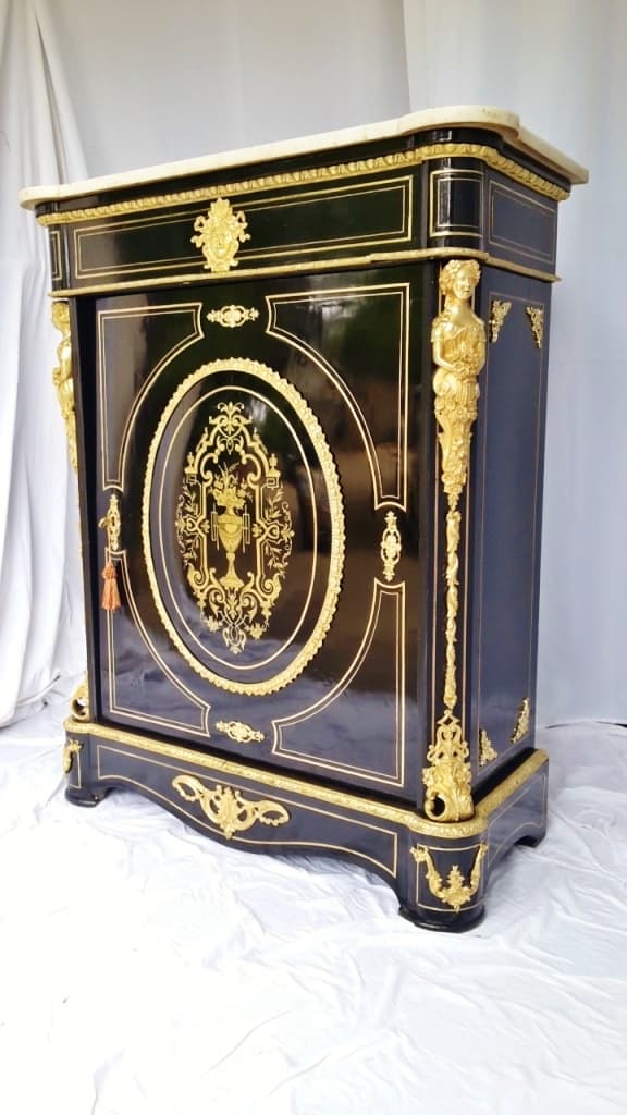 les meubles d’appui 1 porte en marqueterie Boulle