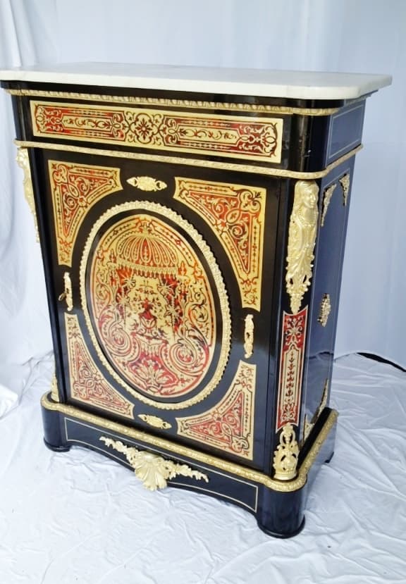 les meubles d’appui 1 porte en marqueterie Boulle