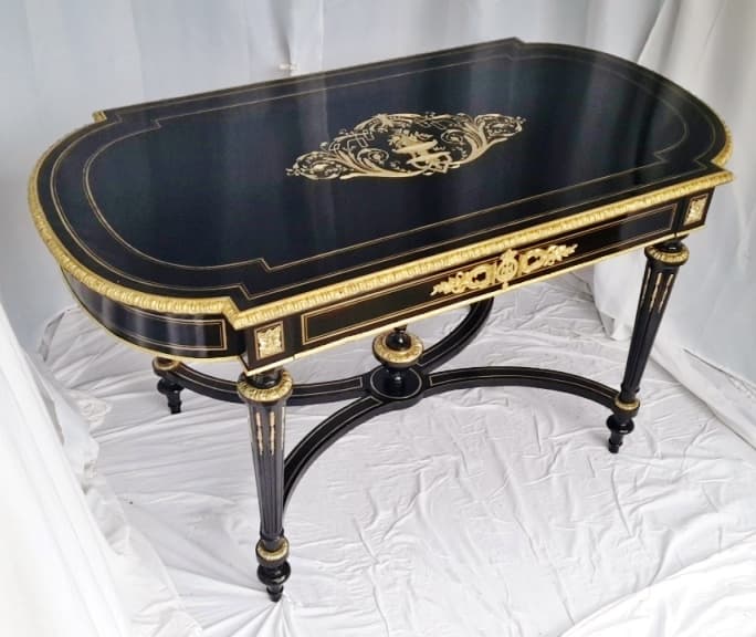 les tables Boulle