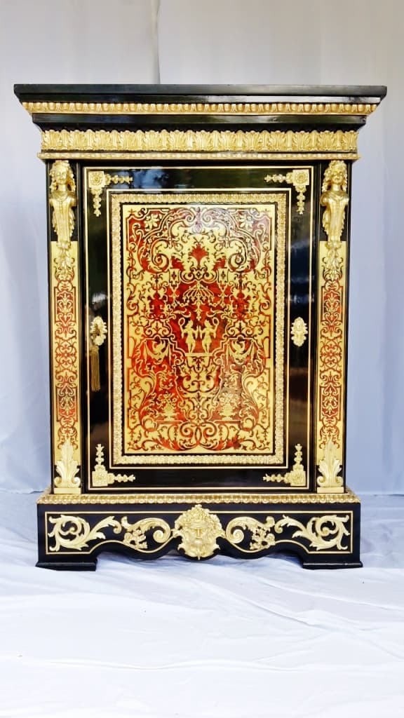 les meubles d’appui 1 porte en marqueterie Boulle