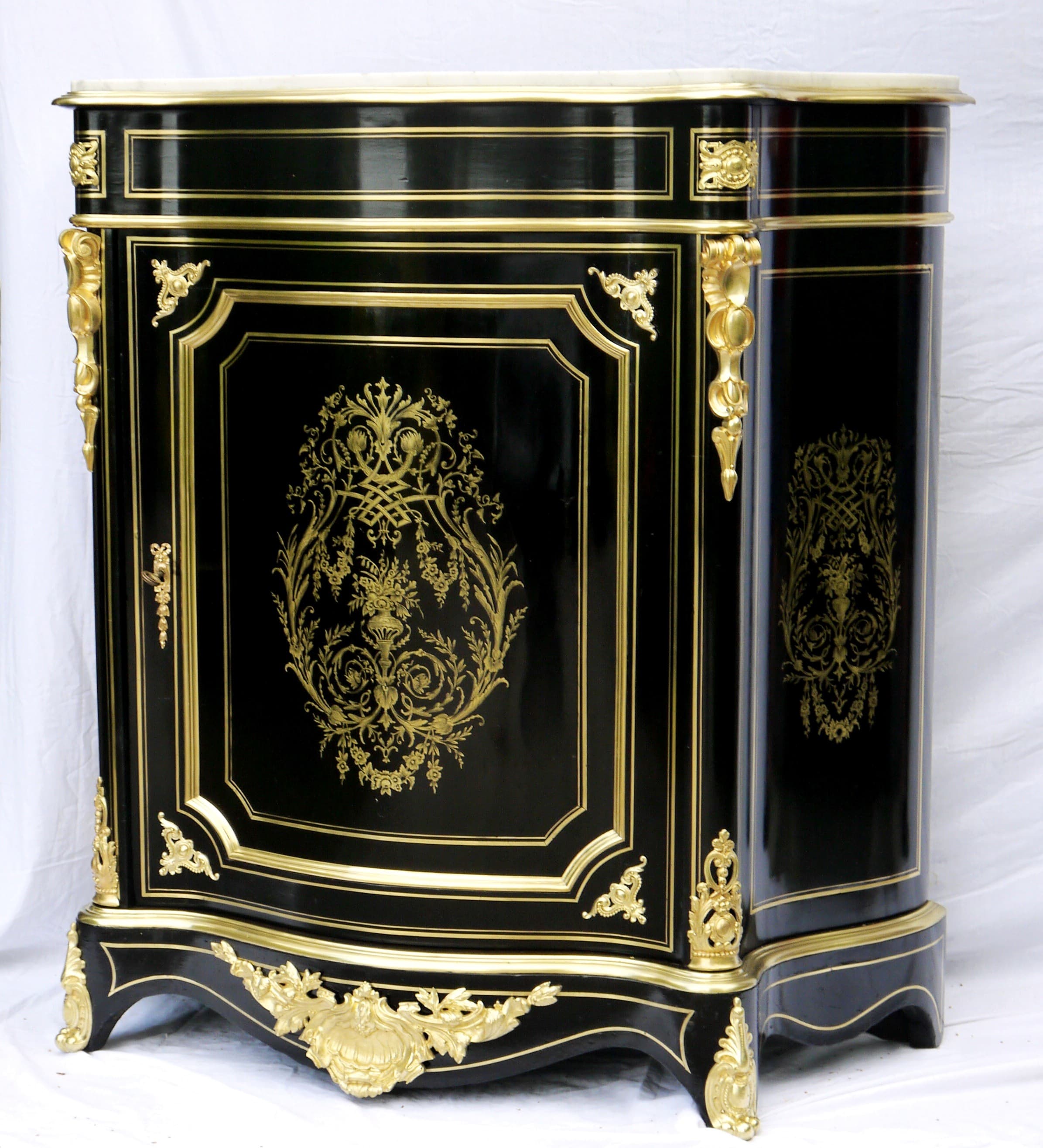 les meubles d’appui 1 porte en marqueterie Boulle