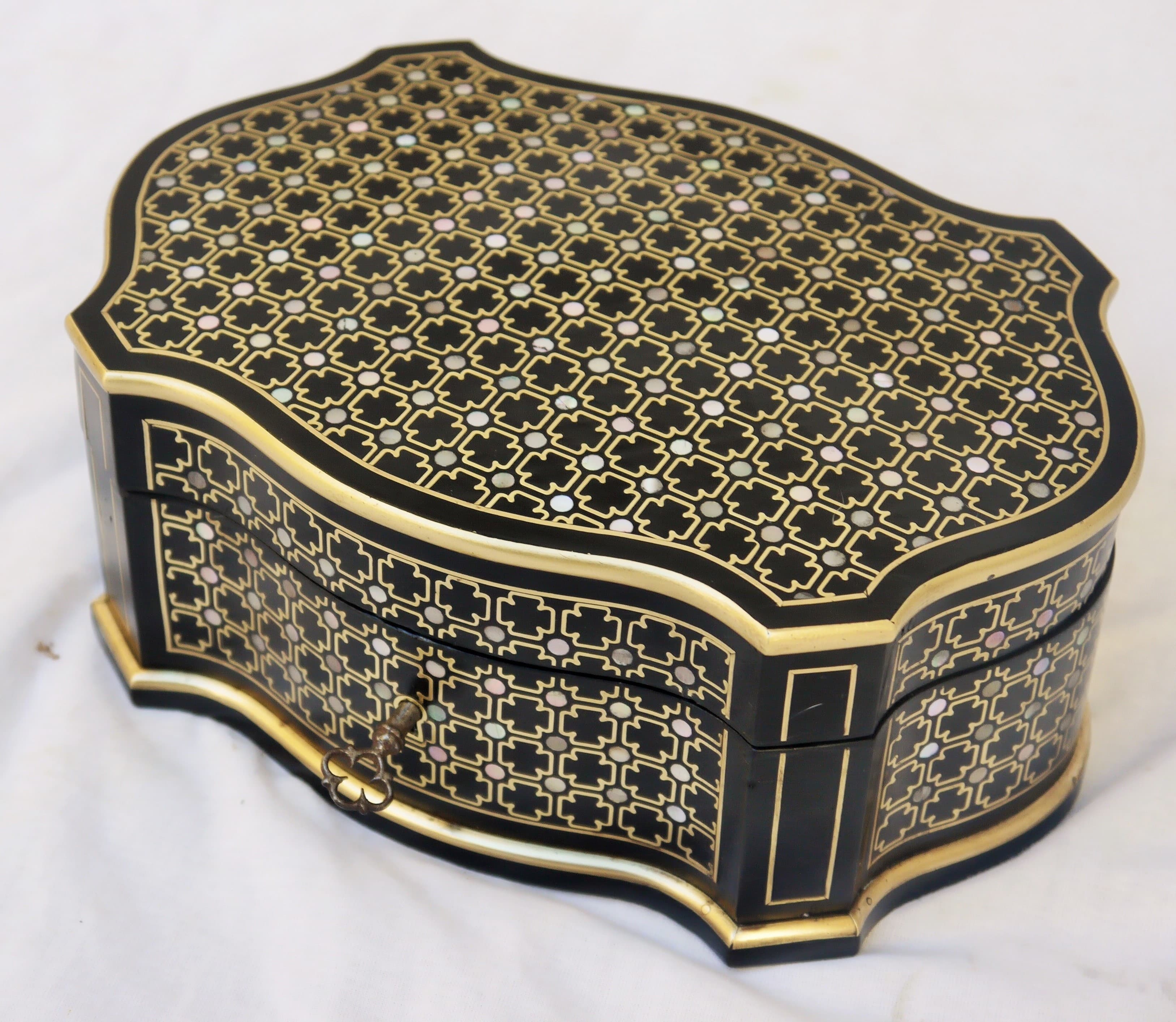 La marqueterie à la Reine
