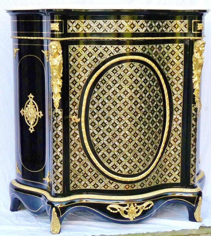 les meubles d’appui 1 porte en marqueterie Boulle