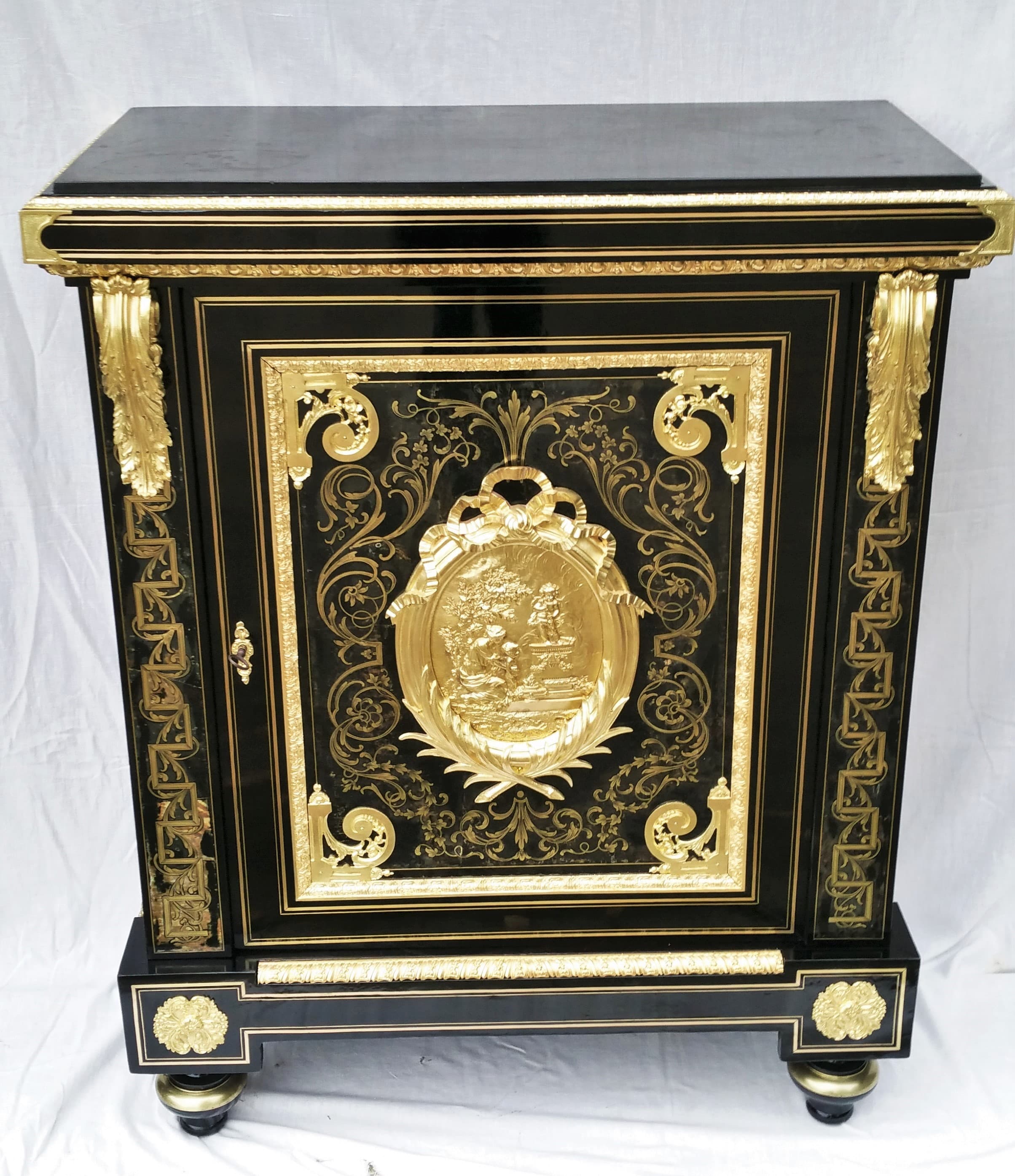 Les meubles de Mathieu BEFORT - Epoque Napoléon 3