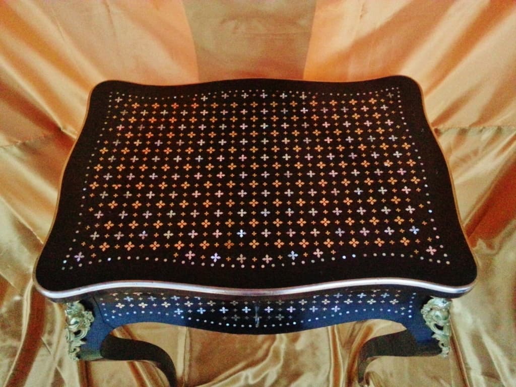 les tables Boulle