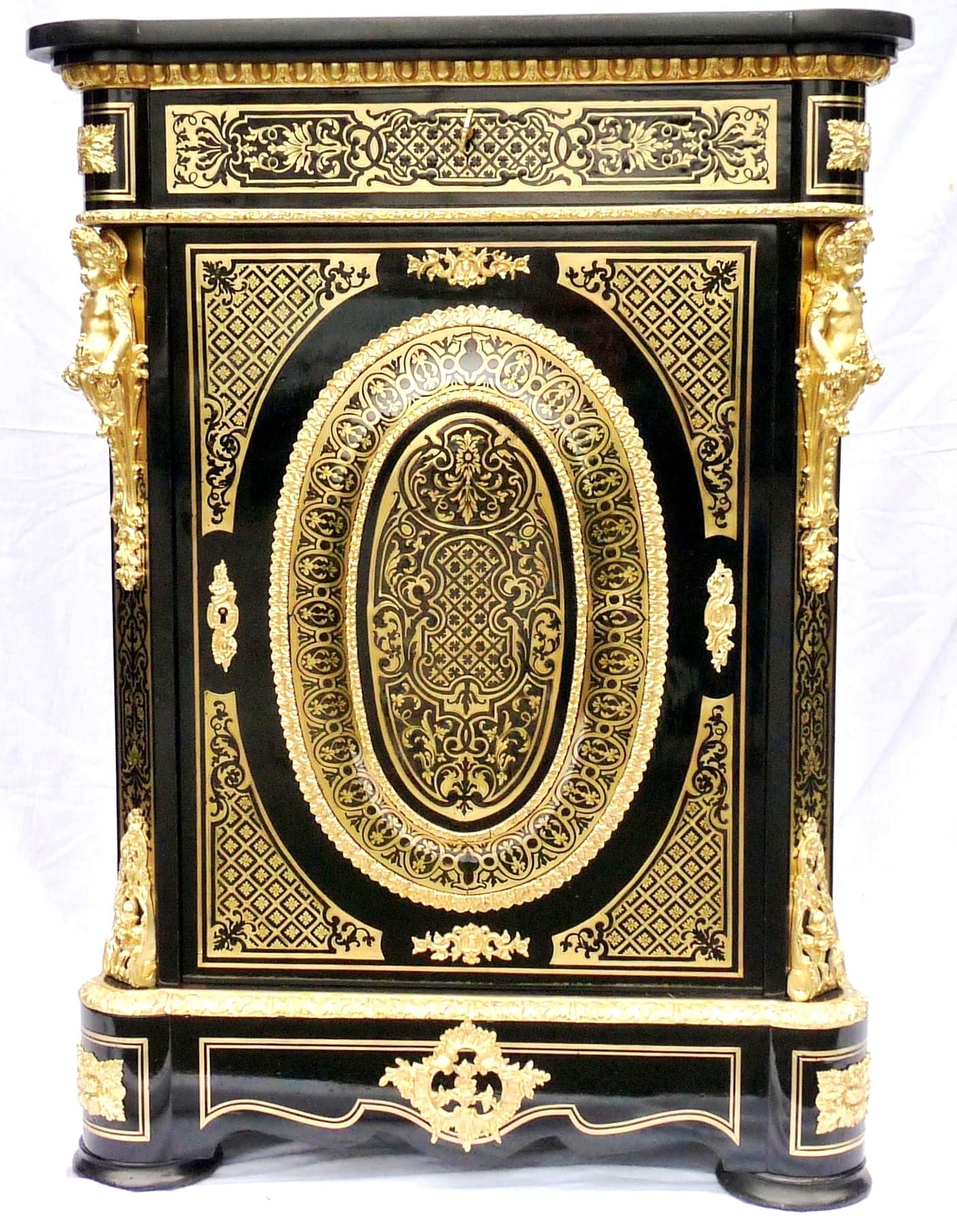 les meubles d’appui 1 porte en marqueterie Boulle
